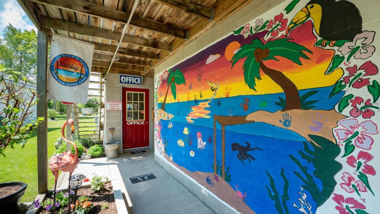 Bel Air Cottages And Motel Sauble Beach Bagian luar foto